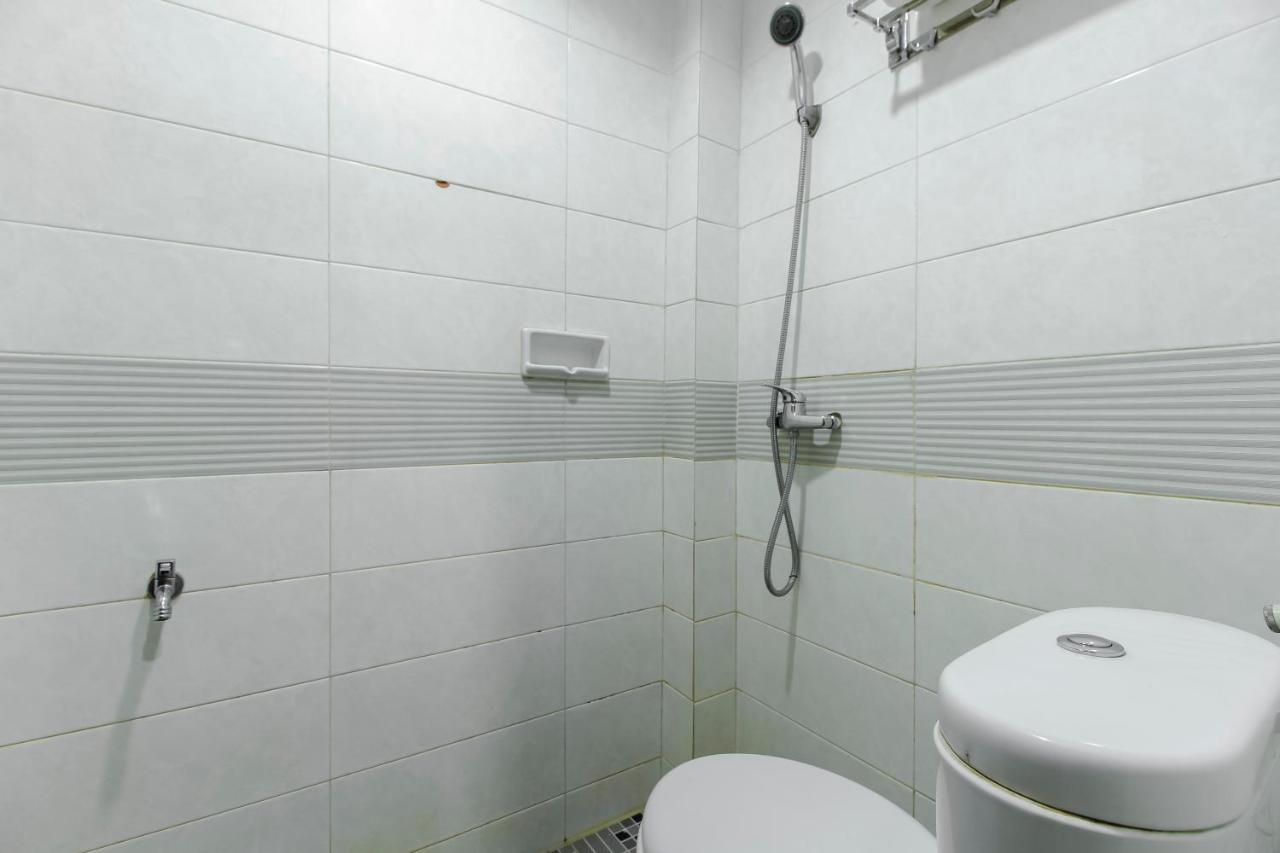 Reddoorz Plus Syariah @ Jalan Sriwijaya Medan Esterno foto